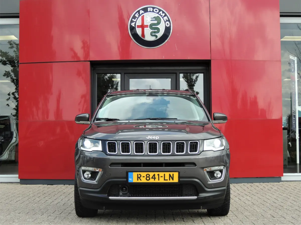 1.3T Limited Automaat 150PK | Clima | Xenon | Navi | Keyless | Licht/regen sensor | All-season banden