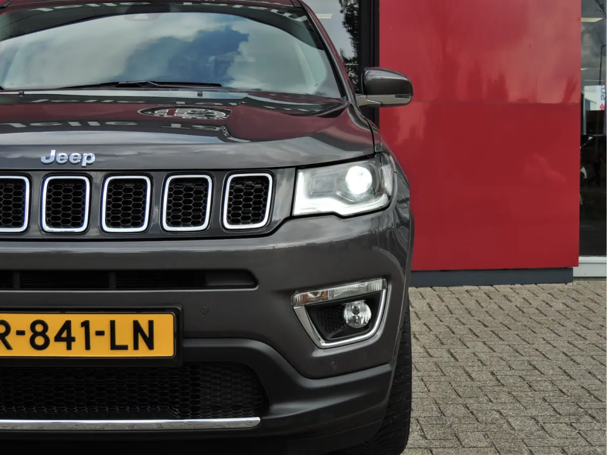 1.3T Limited Automaat 150PK | Clima | Xenon | Navi | Keyless | Licht/regen sensor | All-season banden