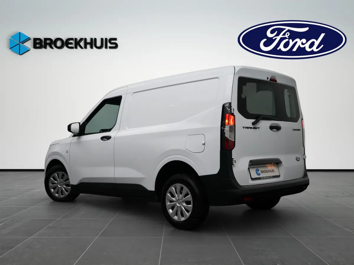 Trend 1.5 EcoBlue 100pk | 1100 kg trekgewicht | 700kg laadvermogen | Camera | Navi | Stoelverwarming |