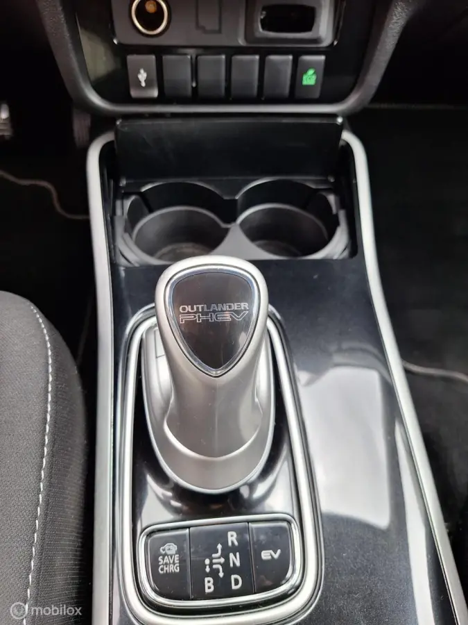 2.4 PHEV PURE • Trekhaak • Dealer onderhouden •