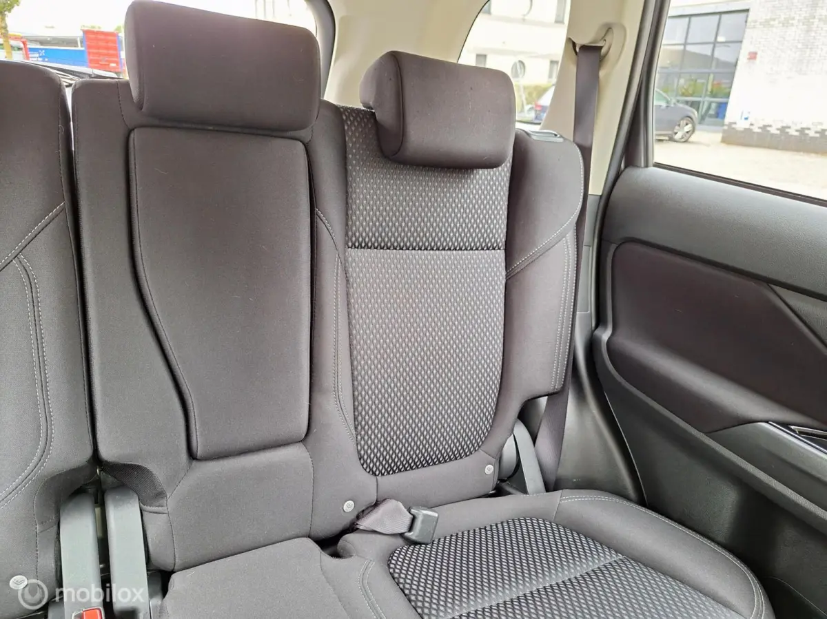 2.4 PHEV PURE • Trekhaak • Dealer onderhouden •