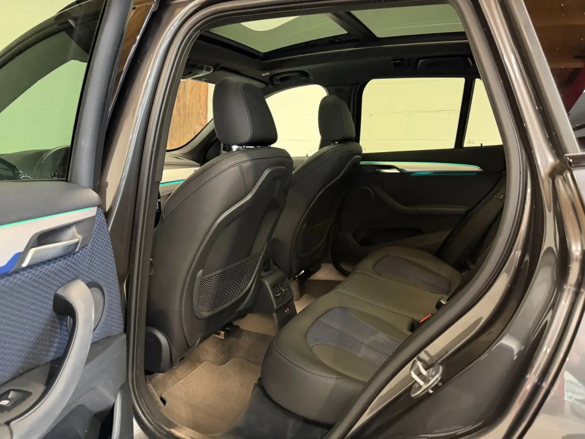 SDrive18i High Exec. M-Sport - Panorama - Trekhaak - Memory
