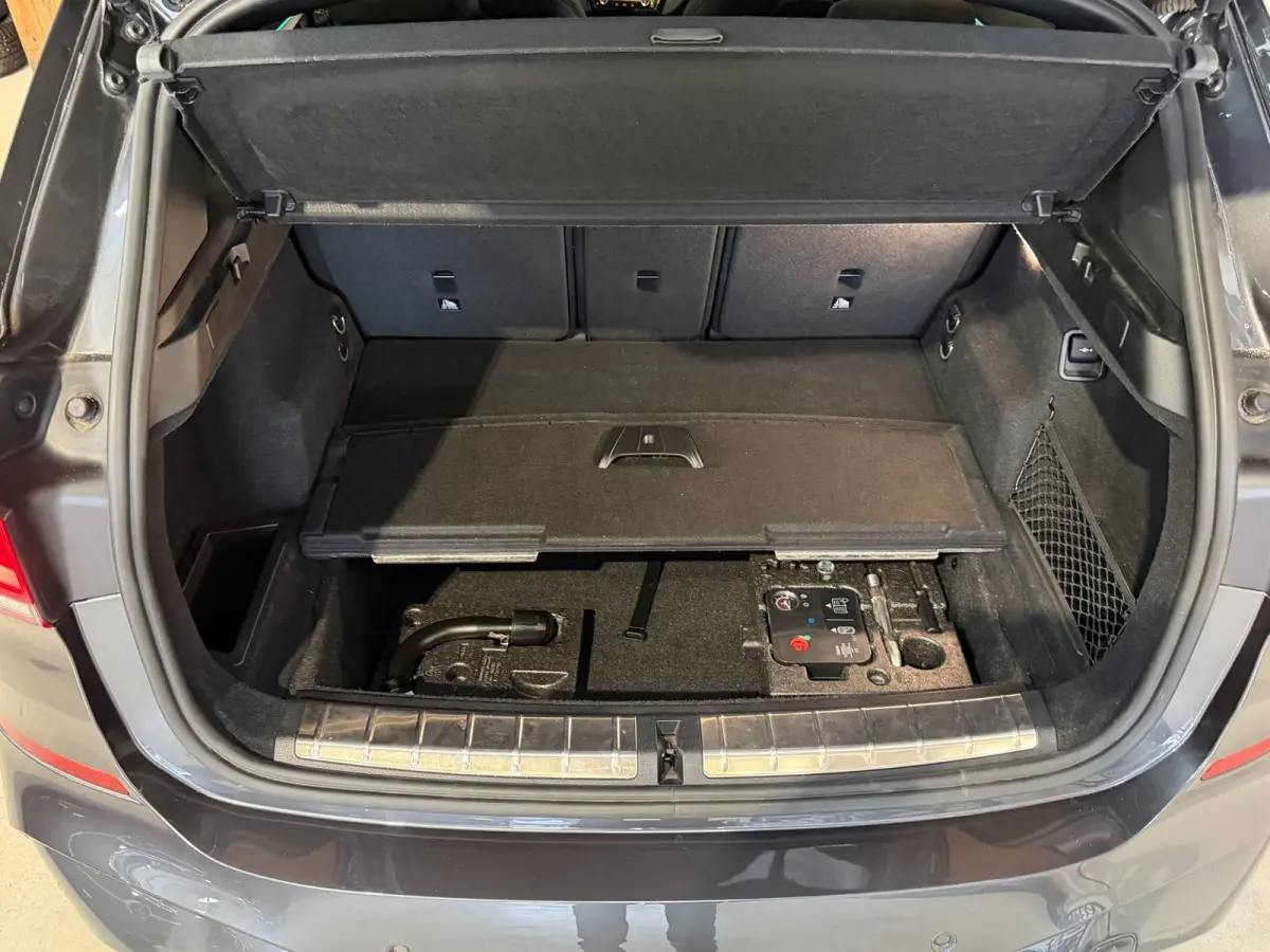 SDrive18i High Exec. M-Sport - Panorama - Trekhaak - Memory