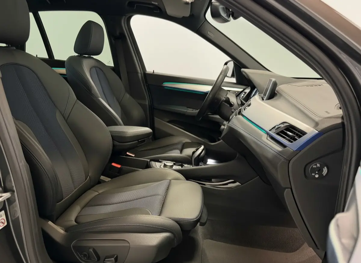SDrive18i High Exec. M-Sport - Panorama - Trekhaak - Memory