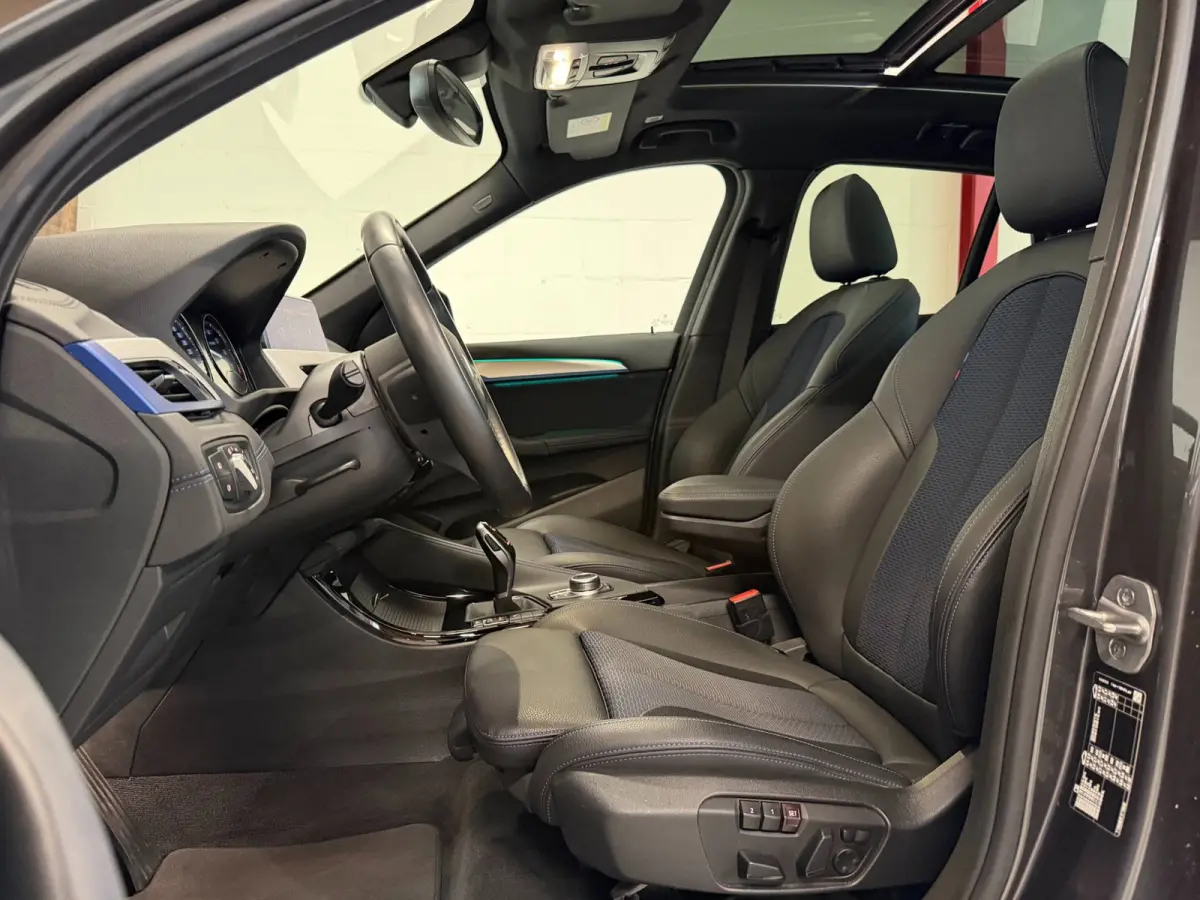 SDrive18i High Exec. M-Sport - Panorama - Trekhaak - Memory