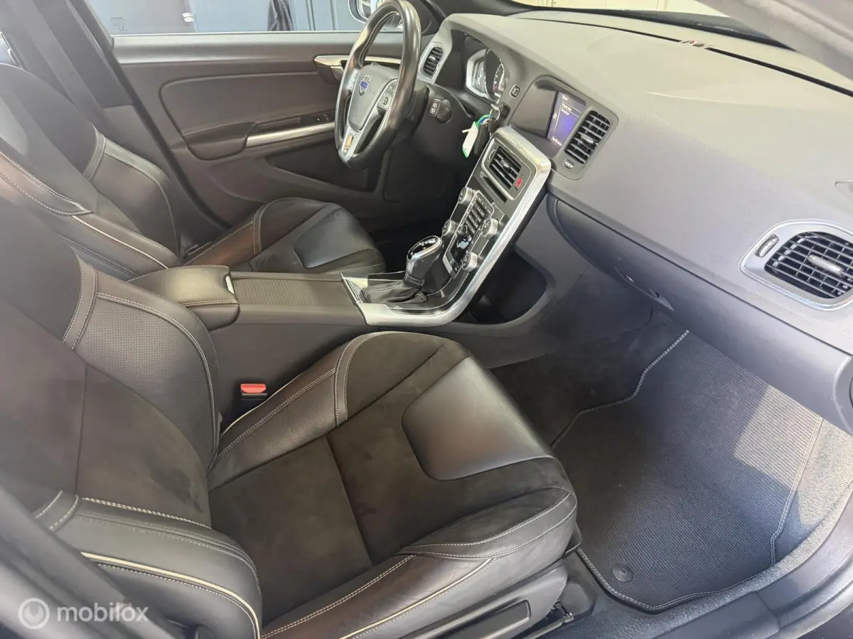 2.0 T4 Sport AUTOMAAT / NL-AUTO / NAVI