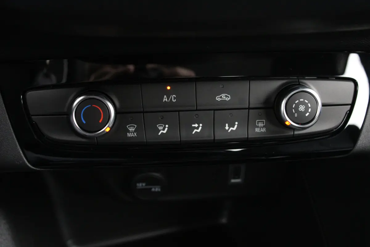 1.2 Turbo Yes | Cruise control | Lichtmetalen velgen meer-spaaks 16" | Rijstrooksensor met correctie