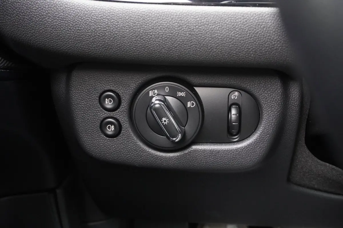 Mini 2.0 Cooper S Salt 192PK+Panodak+Navigatie+harman-Kardon+apple NOVEMBER 2018=ORIG/NL
