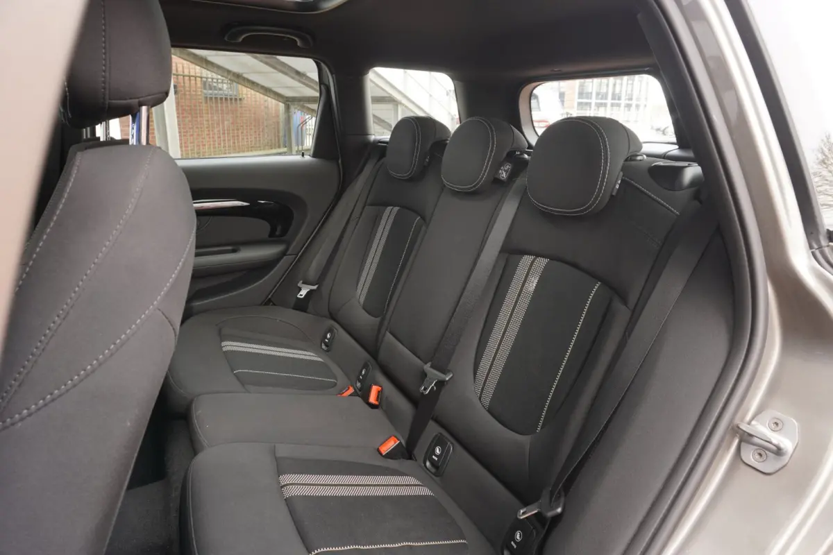Mini 2.0 Cooper S Salt 192PK+Panodak+Navigatie+harman-Kardon+apple NOVEMBER 2018=ORIG/NL