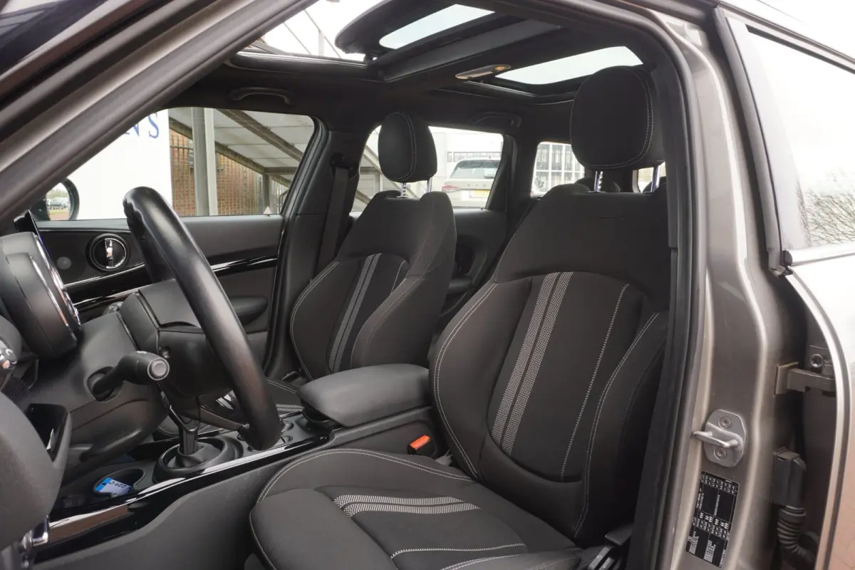 Mini 2.0 Cooper S Salt 192PK+Panodak+Navigatie+harman-Kardon+apple NOVEMBER 2018= ZOMER AKTIE