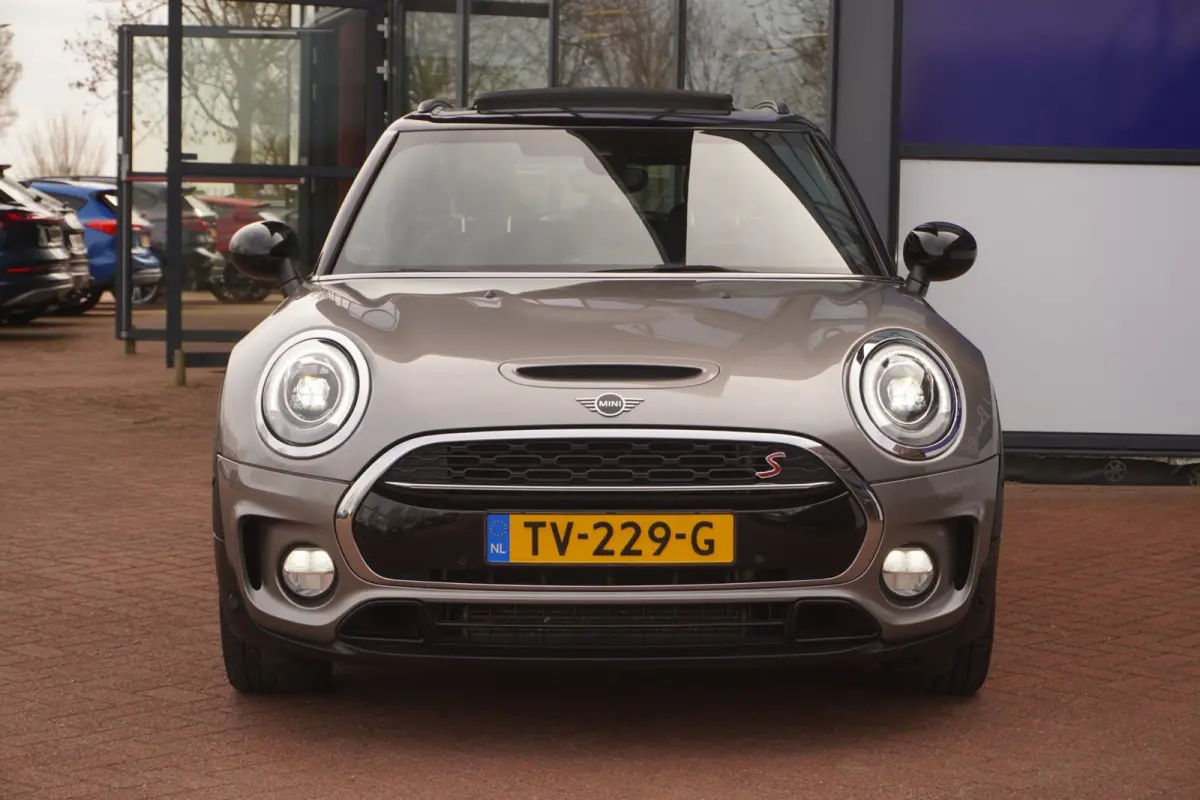 Mini 2.0 Cooper S Salt 192PK+Panodak+Navigatie+harman-Kardon+apple NOVEMBER 2018=ORIG/NL