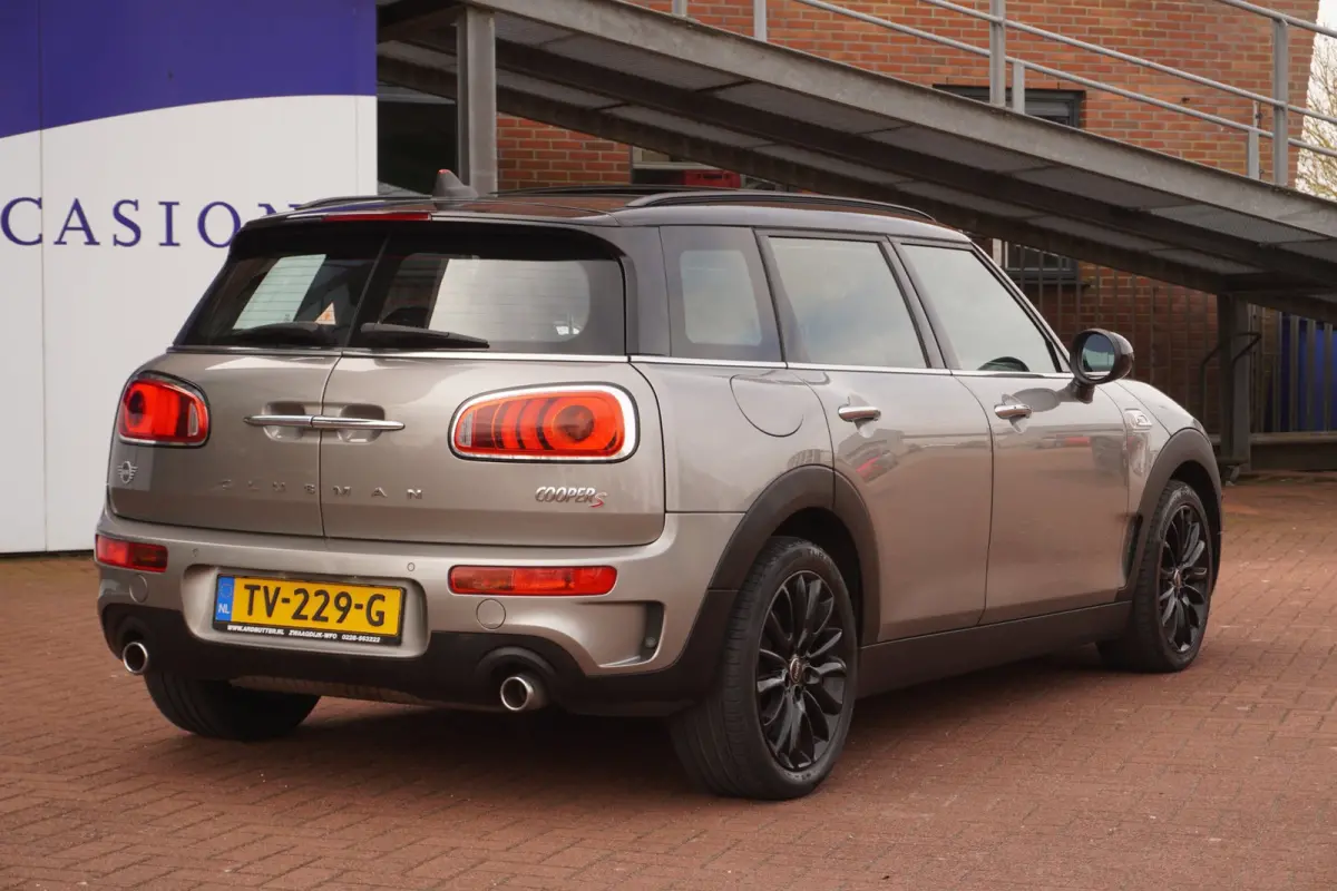 Mini 2.0 Cooper S Salt 192PK+Panodak+Navigatie+harman-Kardon+apple NOVEMBER 2018=ORIG/NL