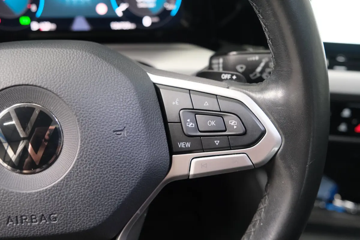 1.0 eTSI Life Automaat - N.A.P. Airco, Cruise, Camera, Navi, PDC, Virtual display.