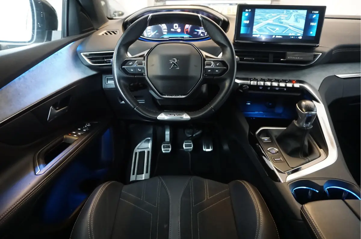 1.2 PureTech GT SPORT | LEER/ Alcantara | Sfeerverlichting | APPLE | NL auto | Dealer onderhouden |