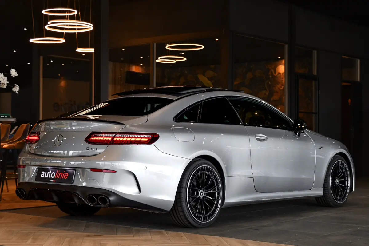 AMG 53 4MATIC+. Pano, Luchtv, Memory, Distro+, Burm, Camera, Dodeh, CarPlay!