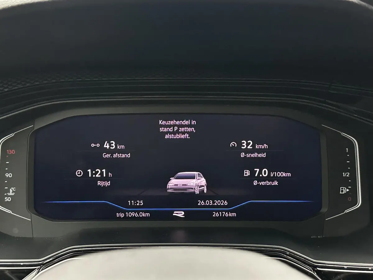 1.0 TSI R-Line Virtual Camera Keyless Navi Dealer