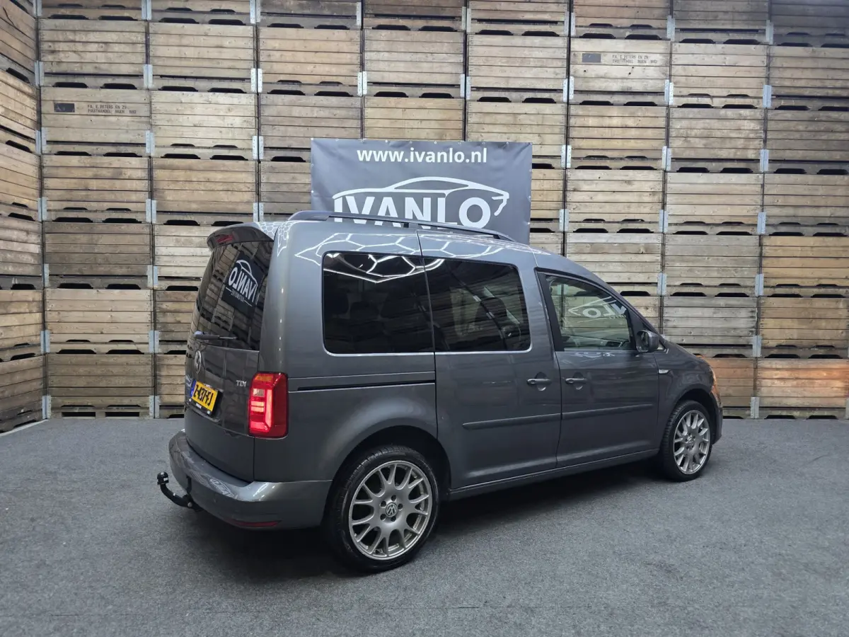 2.0 TDI Comfortline DC!! 5 Pers.NAVI Cruise Airco PDC 2x Schuifdeur Trekhaak LM!