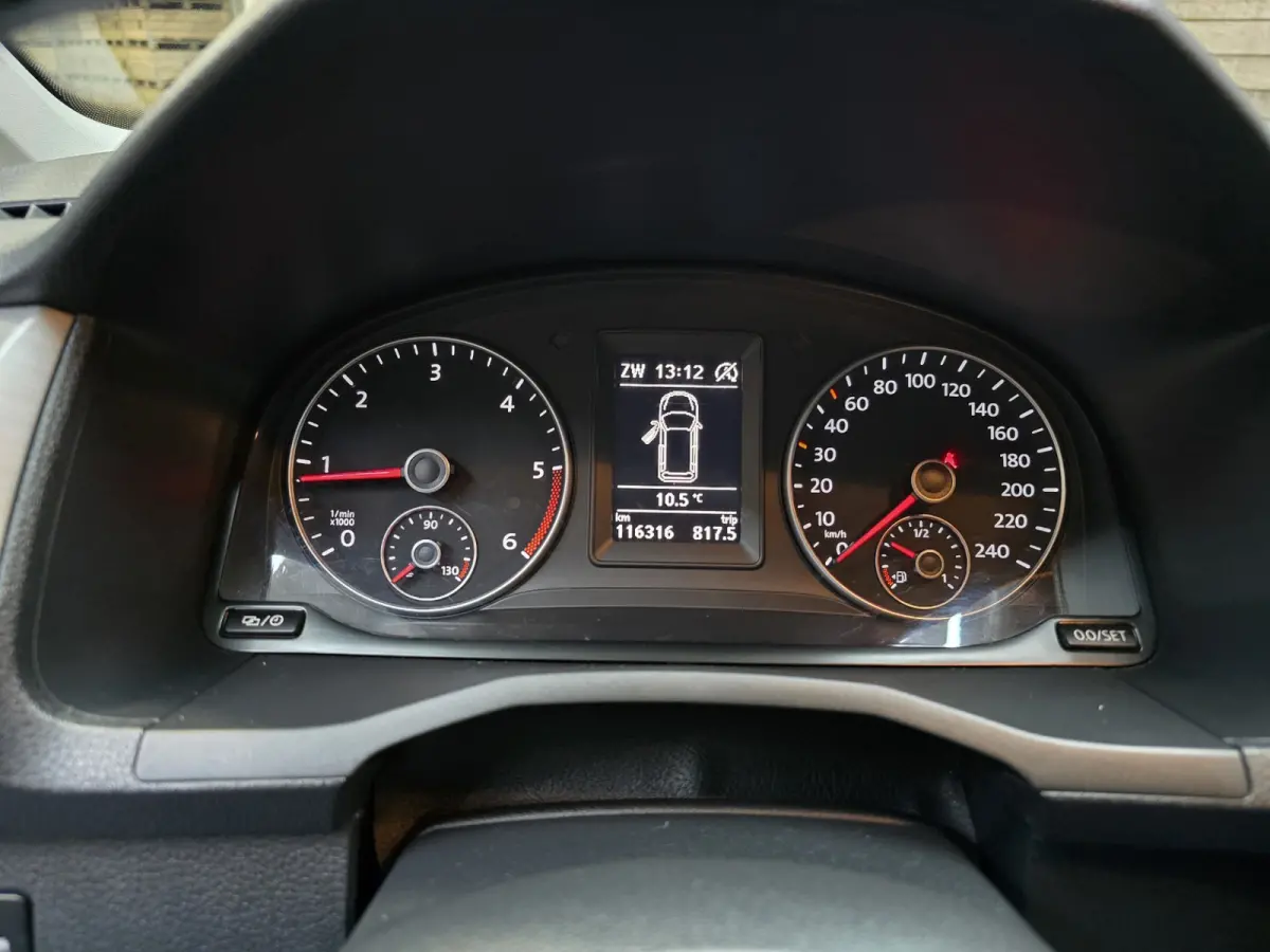 2.0 TDI Comfortline DC!! 5 Pers.NAVI Cruise Airco PDC 2x Schuifdeur Trekhaak LM!