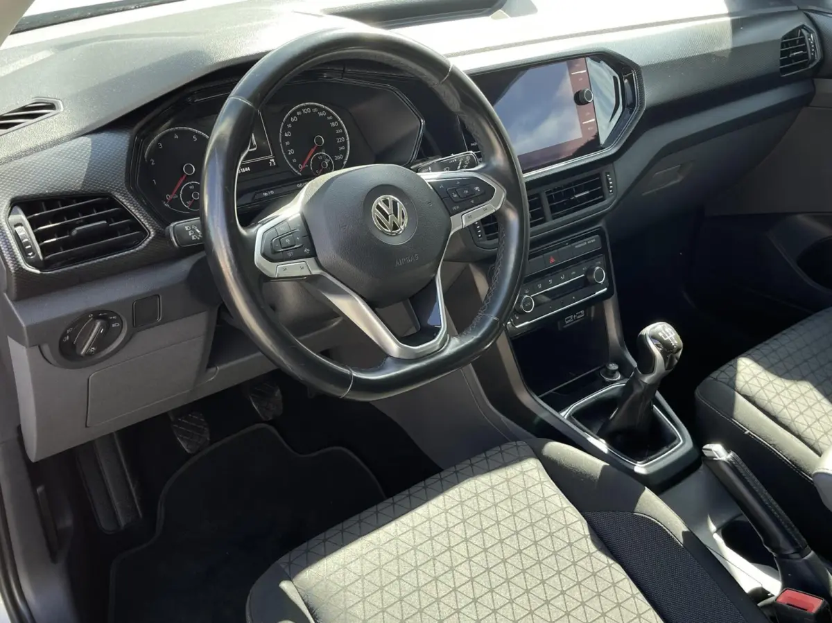 1.0 TSI Life | TREKHAAK | ACHTERUITRIJCAMERA | STOELVERWARMING | ADAPTIEVE CRUISE CONTROL