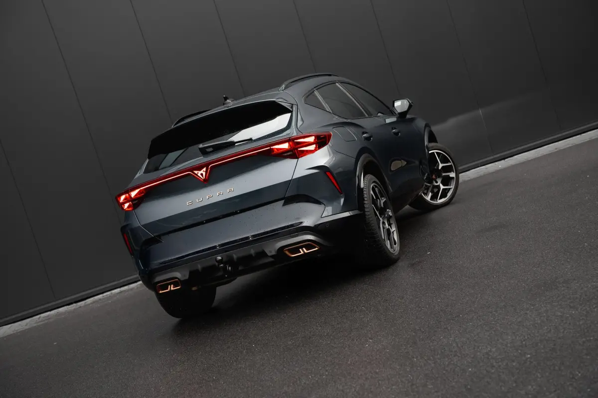 1.5 TSI e-Hybrid 272pk VZ Performance | Garantie t/m 2030 | Panoramadak | Trekhaak | 360 Camera | Leder