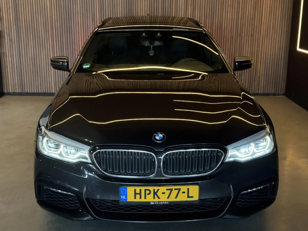 530d xDrive High Executive Pano M-sport
