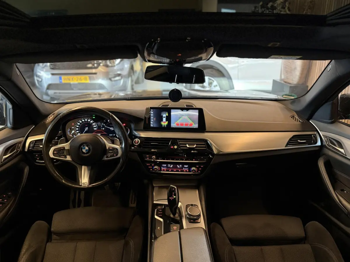 530d xDrive High Executive Pano M-sport