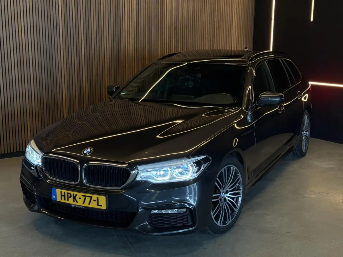 530d xDrive High Executive Pano M-sport