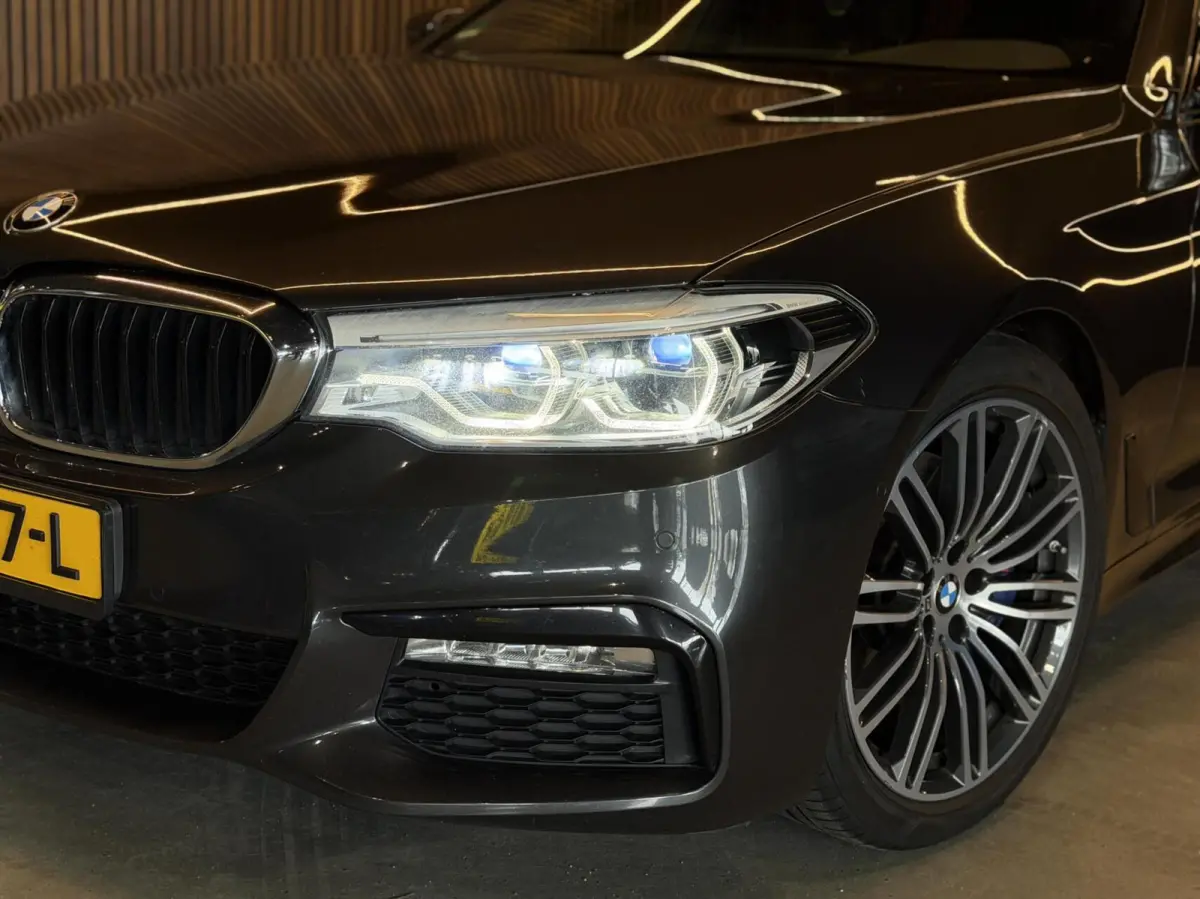 530d xDrive High Executive Pano M-sport