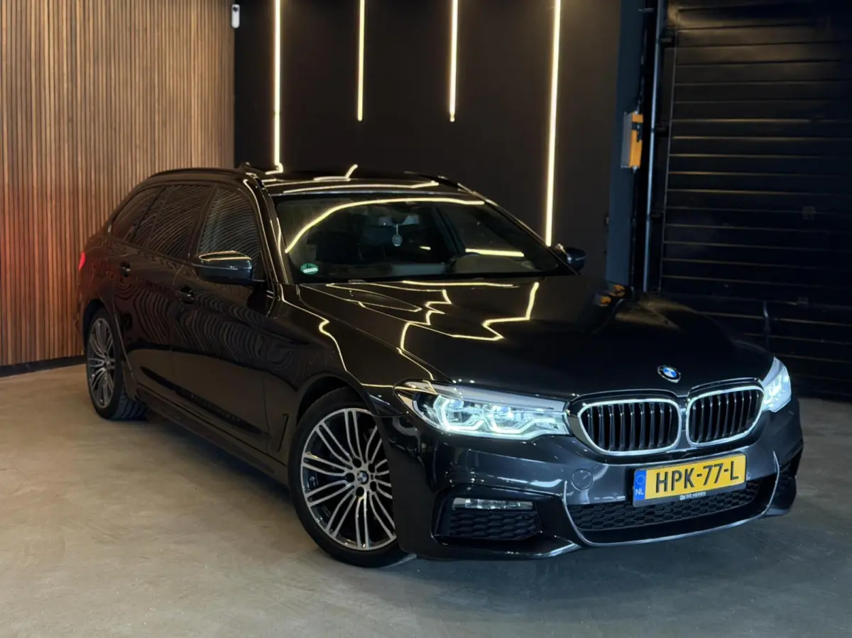 530d xDrive High Executive Pano M-sport