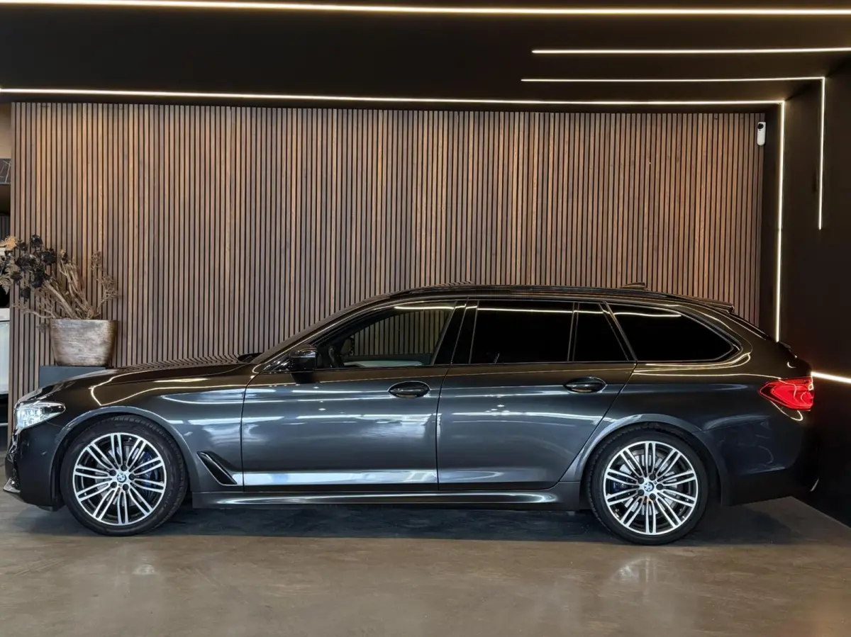 530d xDrive High Executive Pano M-sport
