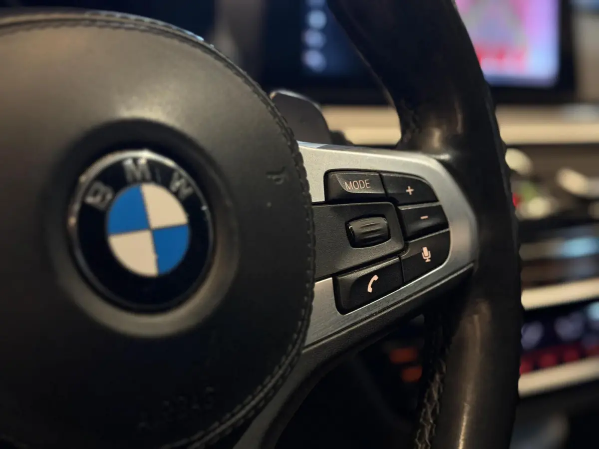 530d xDrive High Executive Pano M-sport