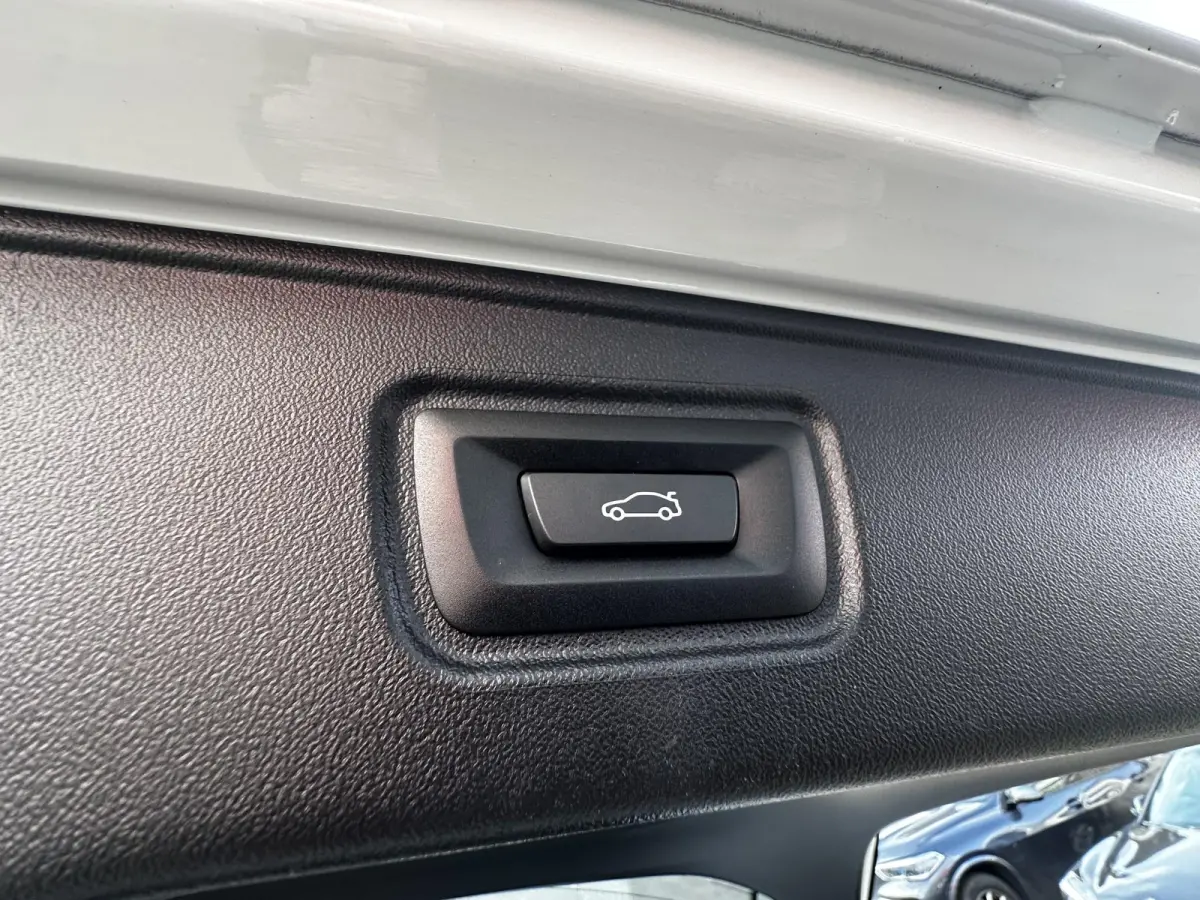 530e xDrive M-Sport
