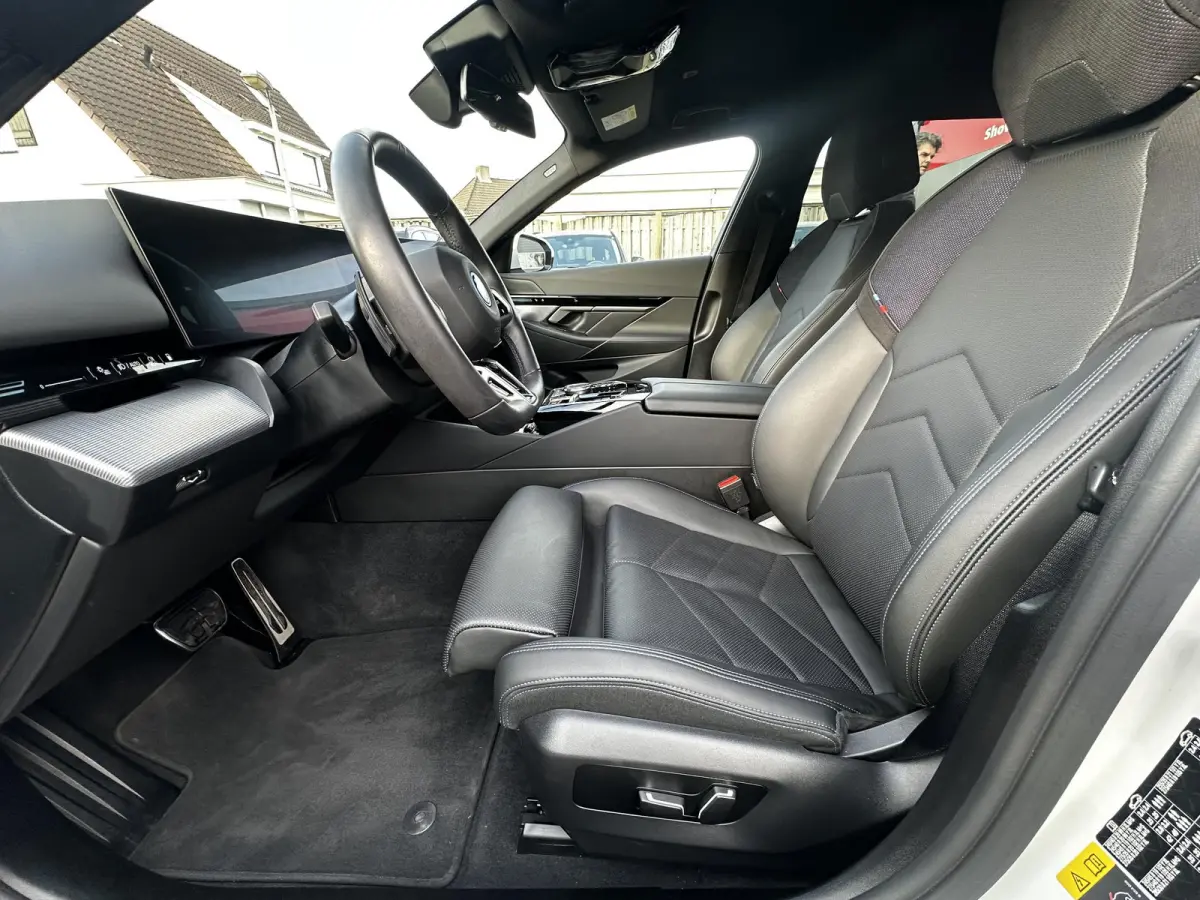 530e xDrive M-Sport