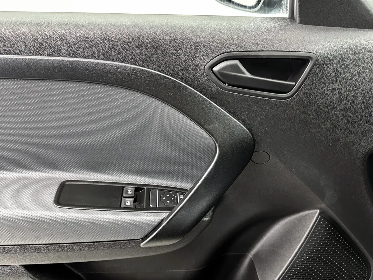 108 CDI L1 Led koplampen Sidebars Cruise control Airco