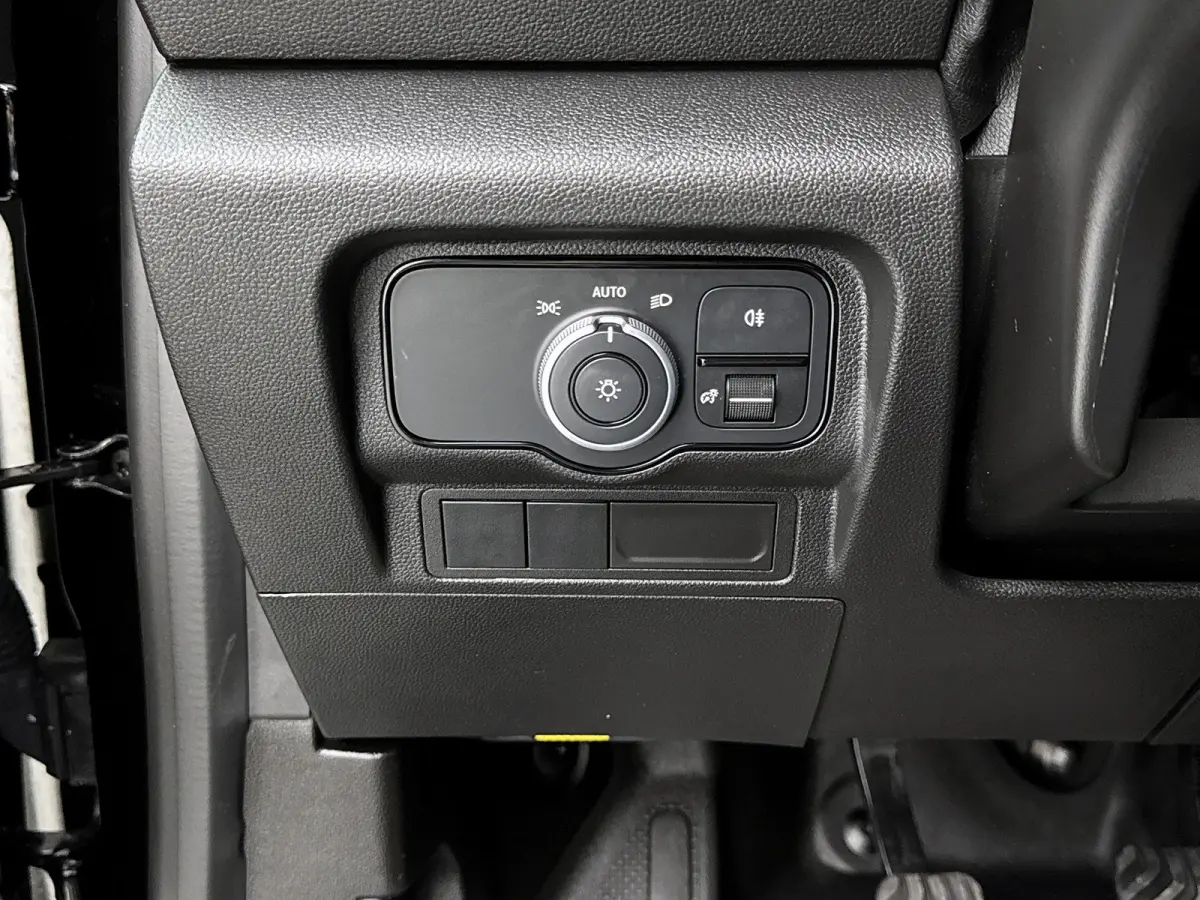 108 CDI L1 Led koplampen Sidebars Cruise control Airco