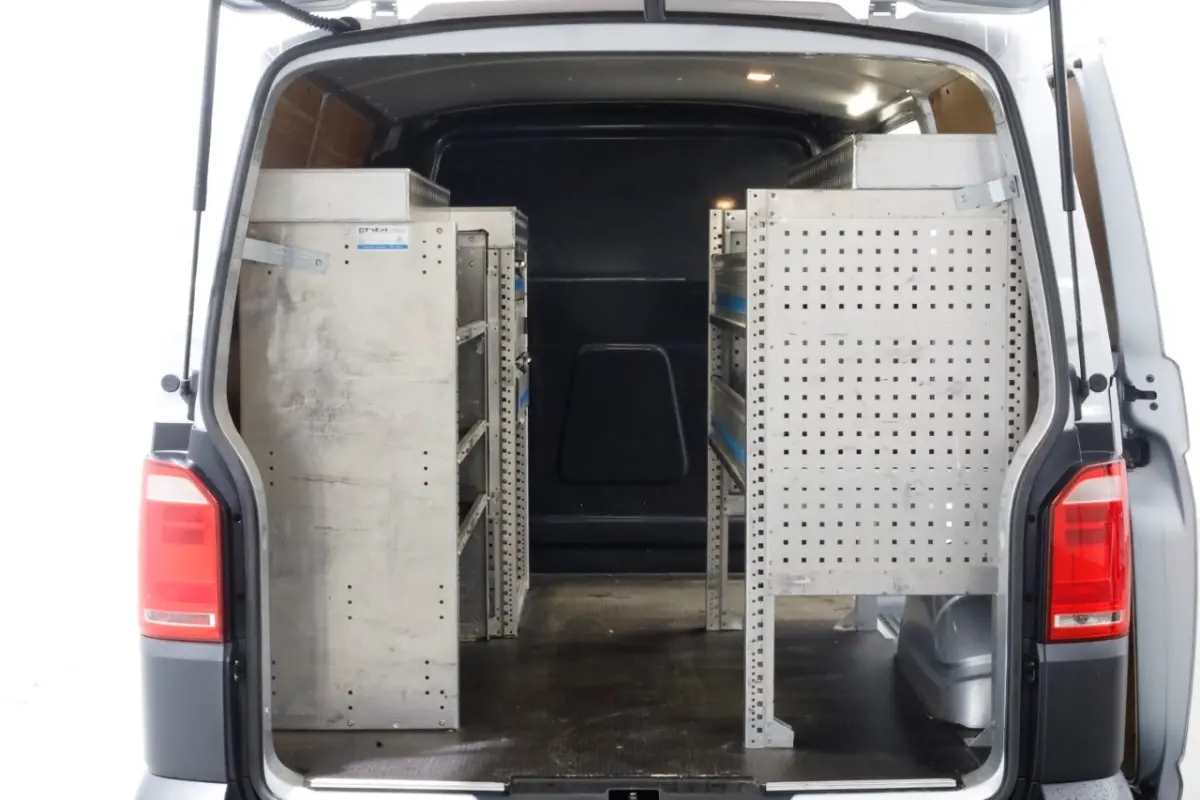 T6 2.0 TDI 102pk E6 L1H1 Comfortline Airco/Navi/Achterklep 12-2016