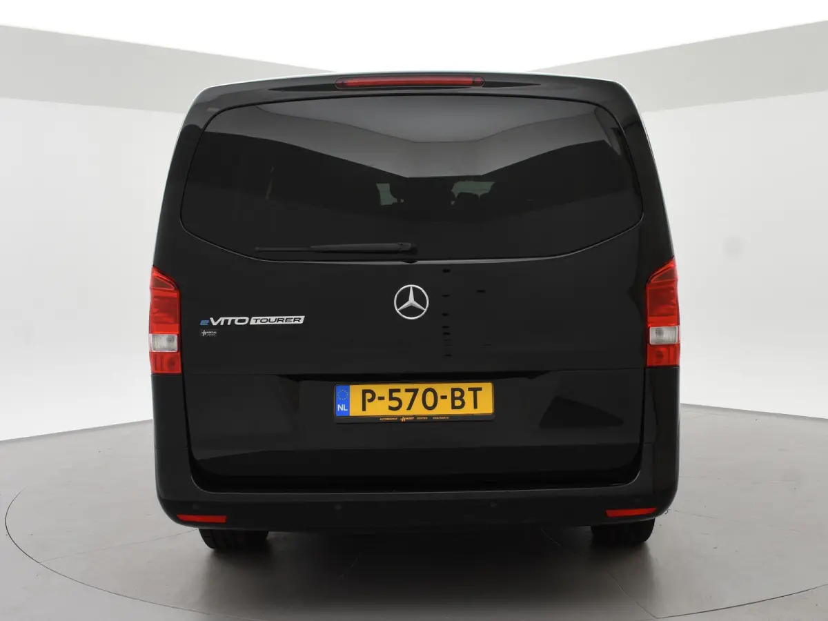PRO L2 7-PERS. *MARGE* + 2 ELEKTR. SCHUIFDEUREN | LEDER | STOELVERW. | CAMERA | NAVIGATIE