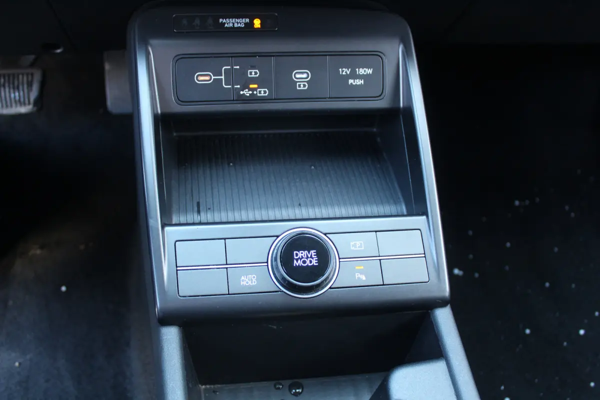 1.6 GDI HEV Comfort Keyless entry Airco l Cruise control l Navigatie l AppleCarPlay/AndroidAuto l Parkeer camera
