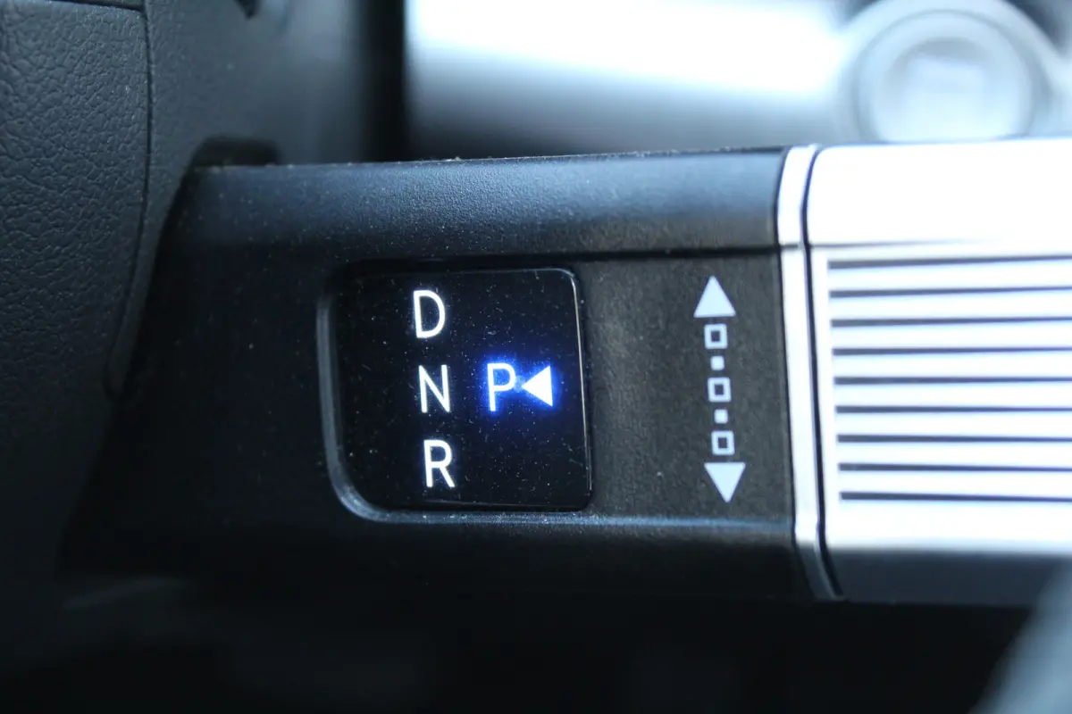 1.6 GDI HEV Comfort Keyless entry Airco l Cruise control l Navigatie l AppleCarPlay/AndroidAuto l Parkeer camera