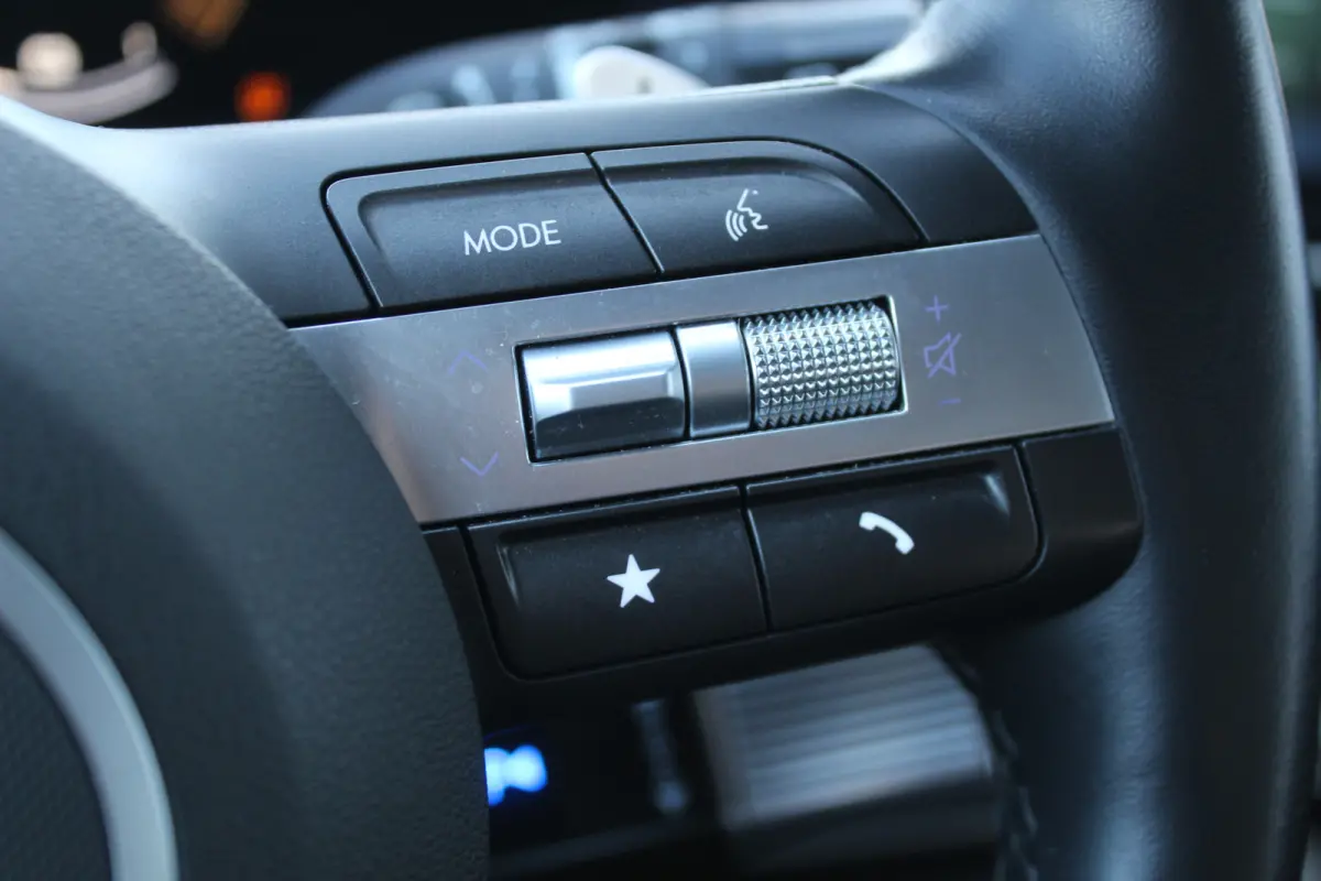 1.6 GDI HEV Comfort Keyless entry Airco l Cruise control l Navigatie l AppleCarPlay/AndroidAuto l Parkeer camera