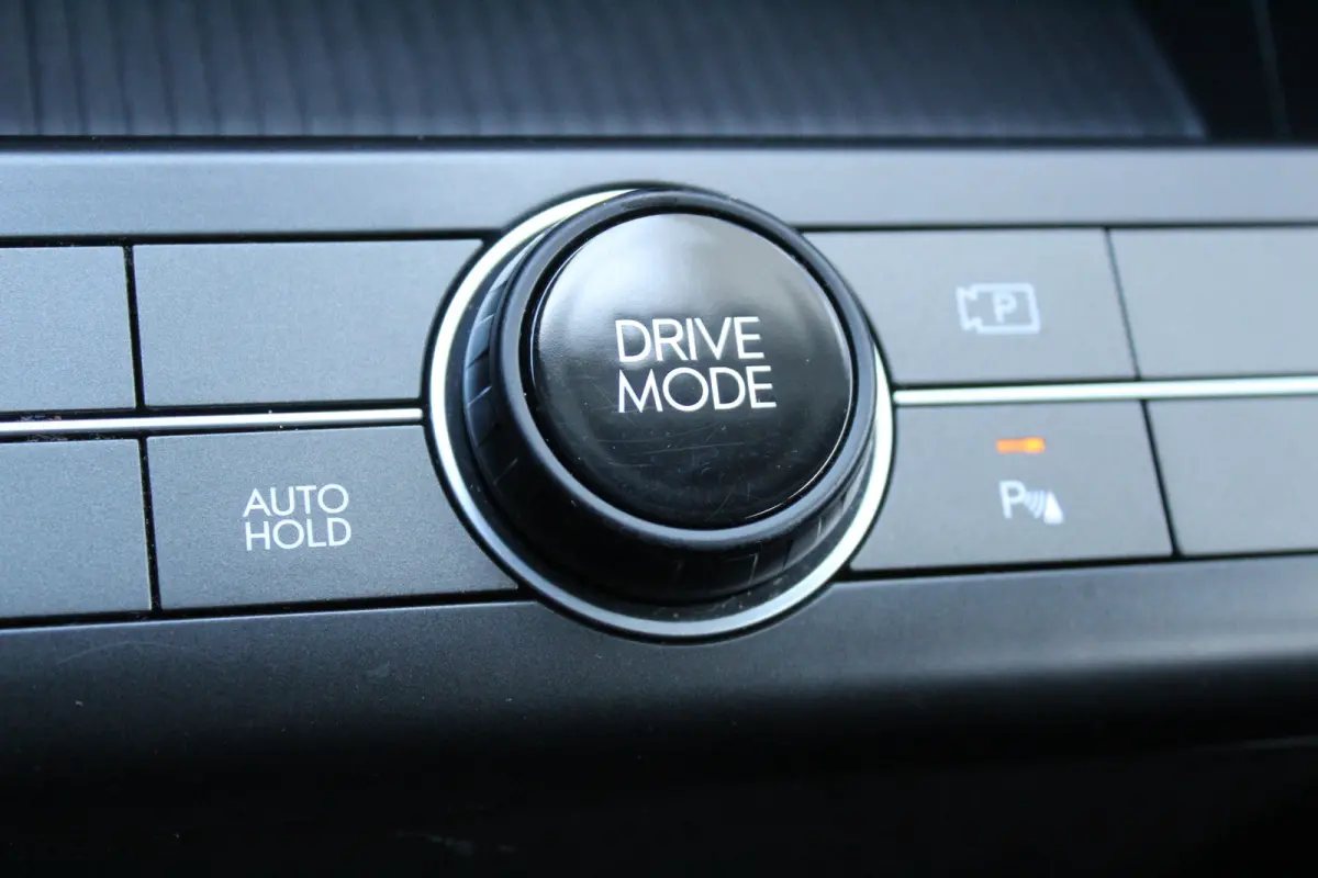 1.6 GDI HEV Comfort Keyless entry Airco l Cruise control l Navigatie l AppleCarPlay/AndroidAuto l Parkeer camera