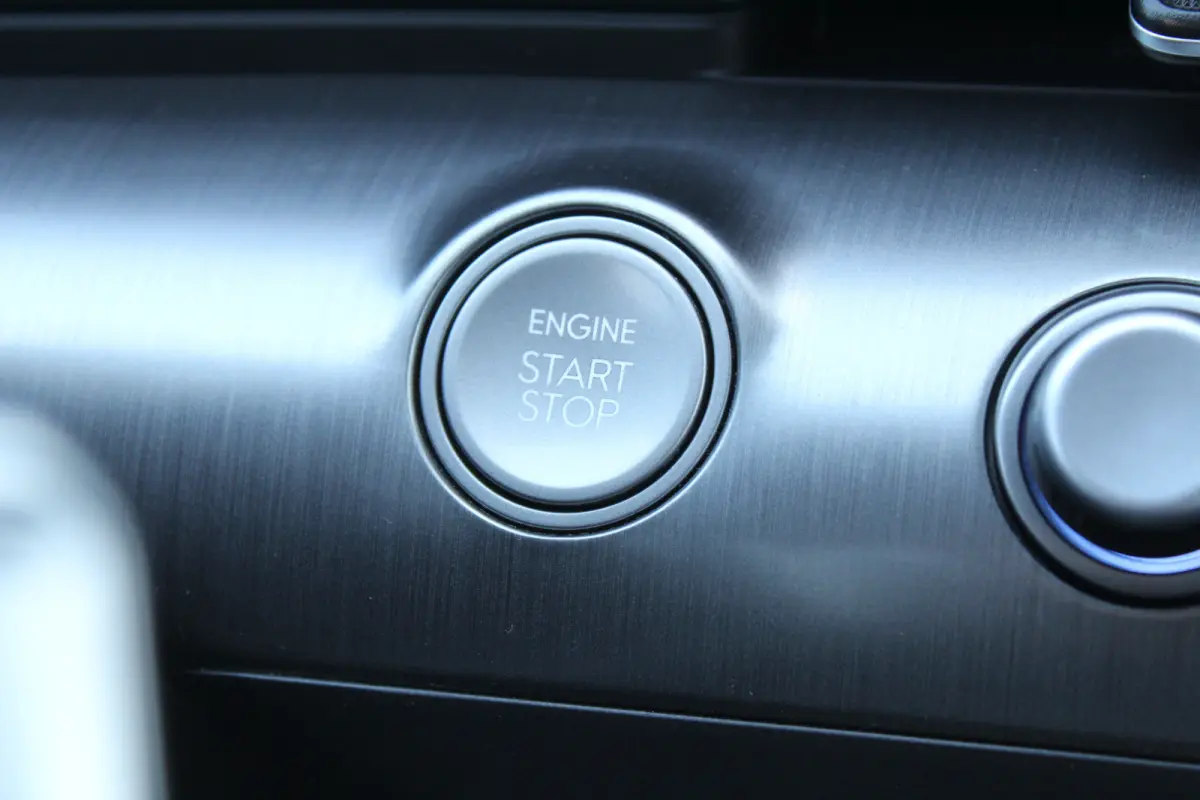 1.6 GDI HEV Comfort Keyless entry Airco l Cruise control l Navigatie l AppleCarPlay/AndroidAuto l Parkeer camera