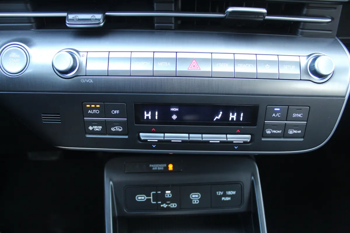 1.6 GDI HEV Comfort Keyless entry Airco l Cruise control l Navigatie l AppleCarPlay/AndroidAuto l Parkeer camera