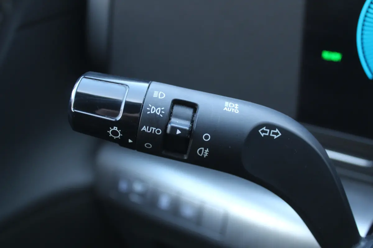 1.6 GDI HEV Comfort Keyless entry Airco l Cruise control l Navigatie l AppleCarPlay/AndroidAuto l Parkeer camera