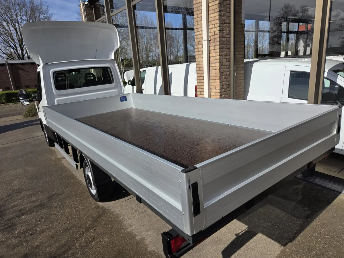 35S14 Automaat Lange Open laadbak 4.86Lang