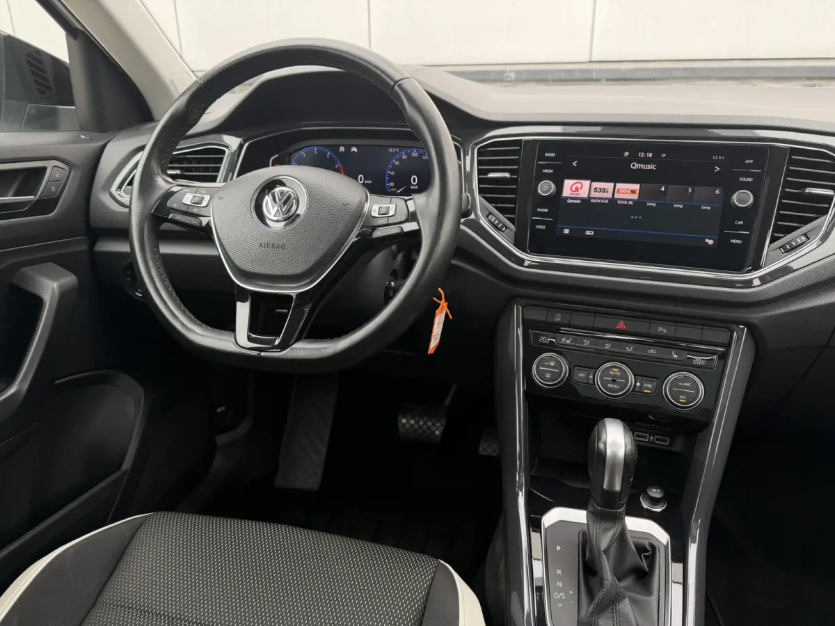 1.5 TSI Sport | Pano | Trekhaak | LED | Carplay | Camera | Virtual Cockpit | PDC