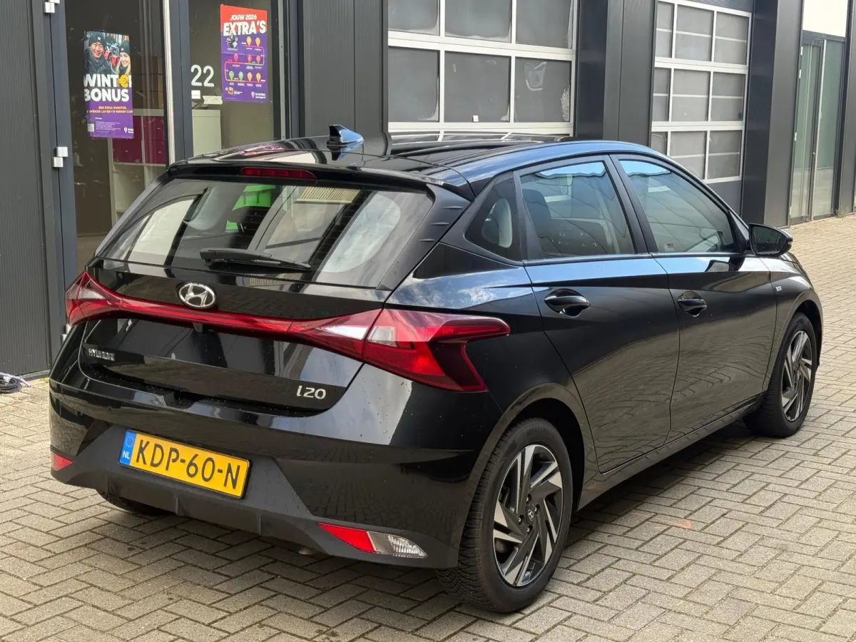 1.0 T-GDI Comfort Carplay Stoelverwarming APK 28 Lane assist!