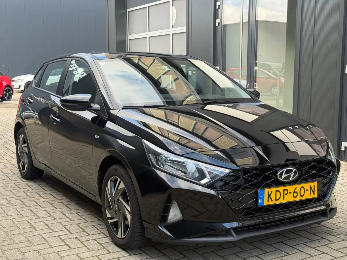 1.0 T-GDI Comfort Carplay Stoelverwarming APK 28 Lane assist!