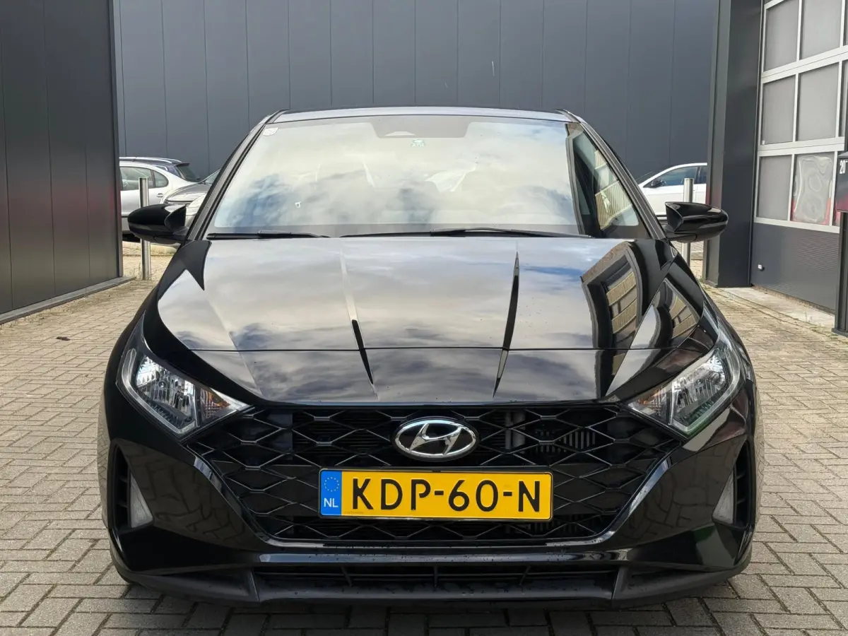1.0 T-GDI Comfort Carplay Stoelverwarming APK 28 Lane assist!