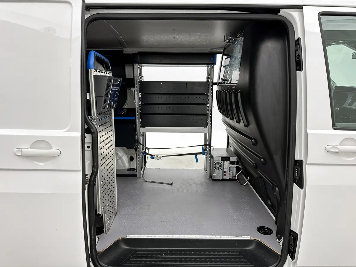 2.0 TDI L1H1 28 4Motion Inrichting Led Navigatie Adaptieve cruisecontrol Schuifdeur L+R Leder Stoelverwarming